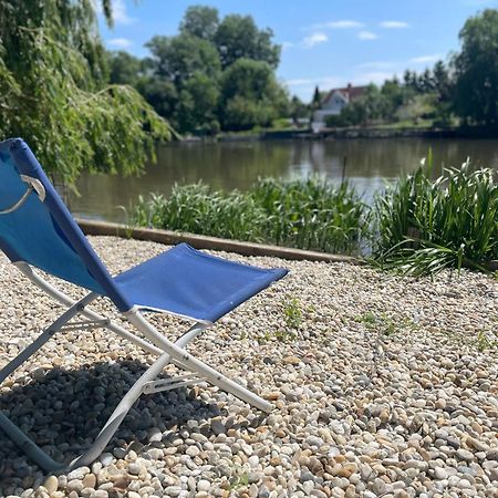 Chata Donau Jahodná المظهر الخارجي الصورة
